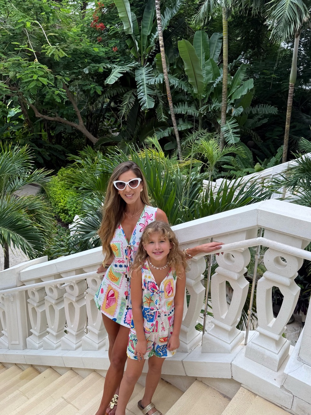White Multicolor Vacay Skort & Top Set - Picture 3 of 4
